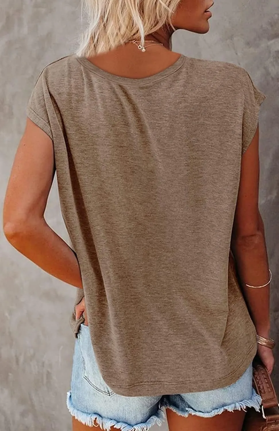 T Shirts for Women 2025 Fashion Cap Sleeve V Neck Tshirts Dressy Casual Summer Basic Tops Solid Color Tees for Work
