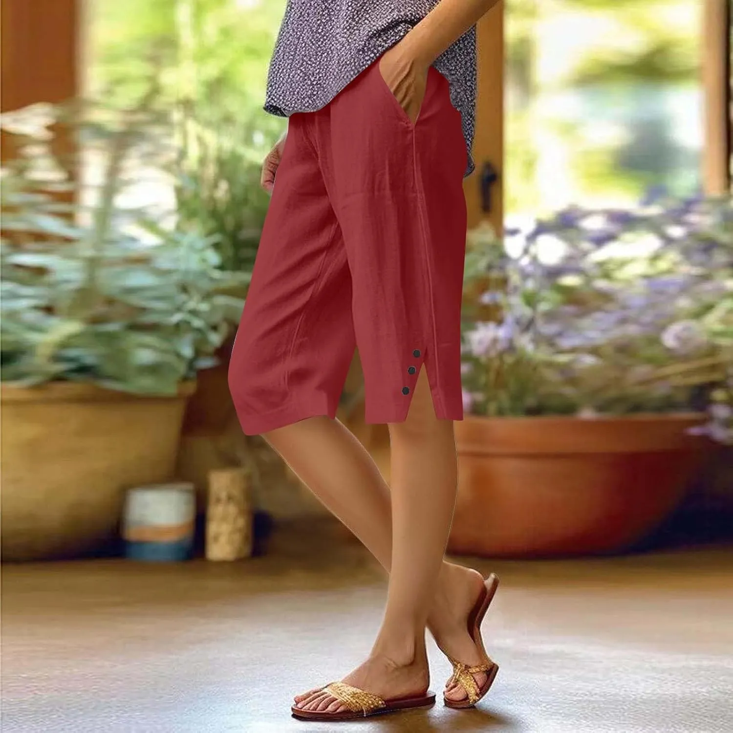 Womens Bermuda Shorts Cotton Linen Knee Length Elastic Waist Drawstring Capris Casual Beach Shorts with Pockets