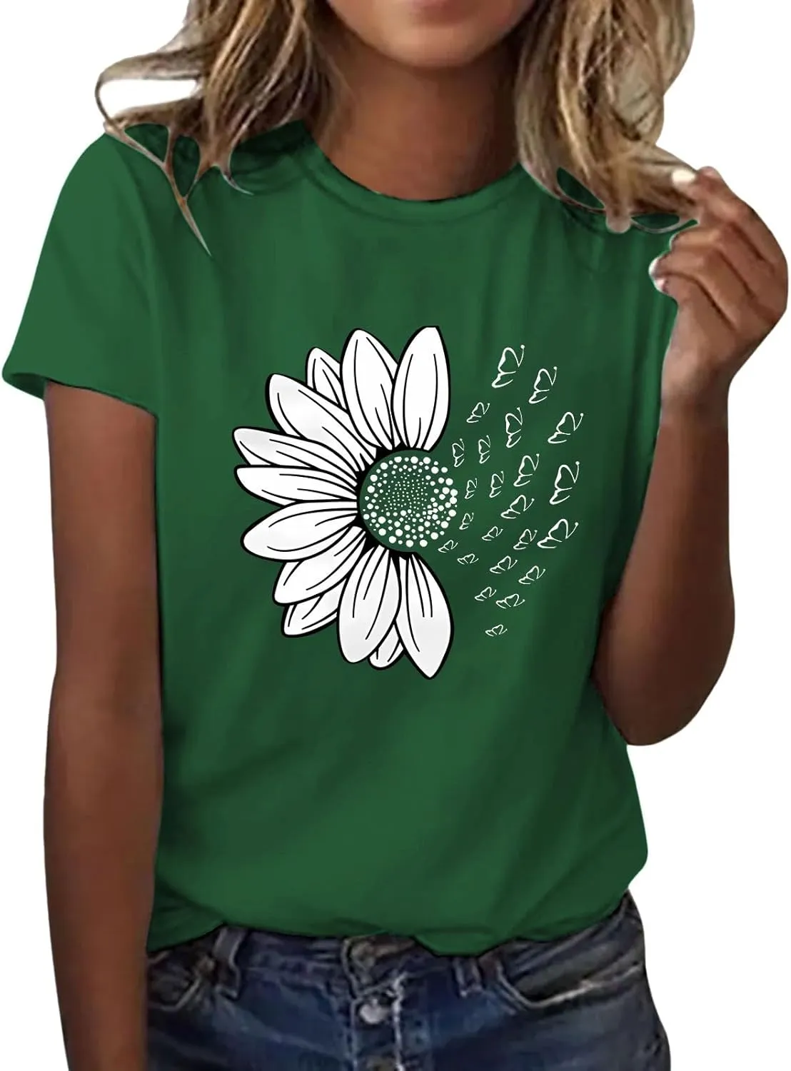 Womens Sunflower Butterfly Graphic T Shirts Plus Size Summer Short Sleeve Crewneck Tees Casual Loose Lightweight Top